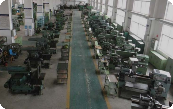 图为机加工车间