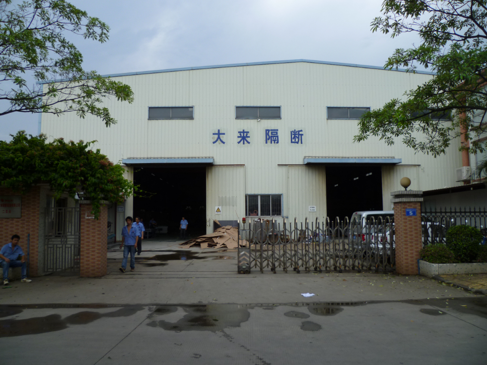 上海杨浦区实木活动隔断价钱大揭秘：免费上门量尺服务火热开启！