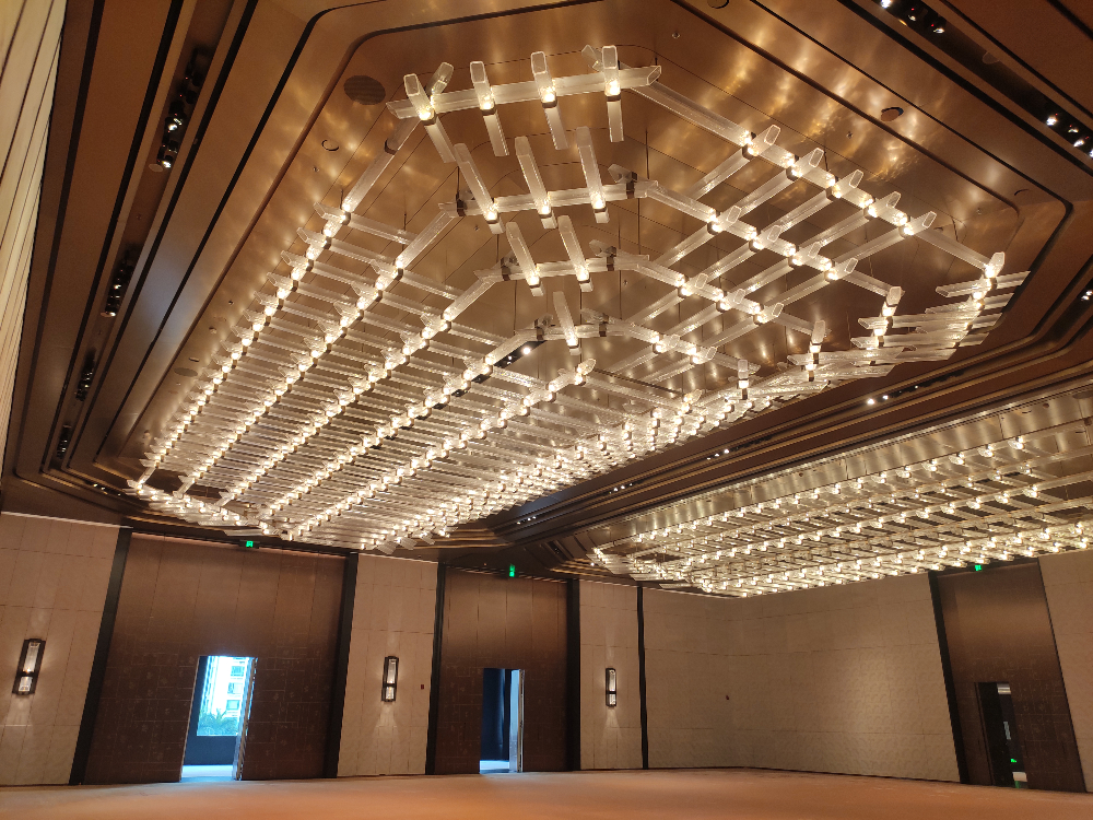 专业深圳市移动移门隔断定制方案，享受免费上门勘测优惠