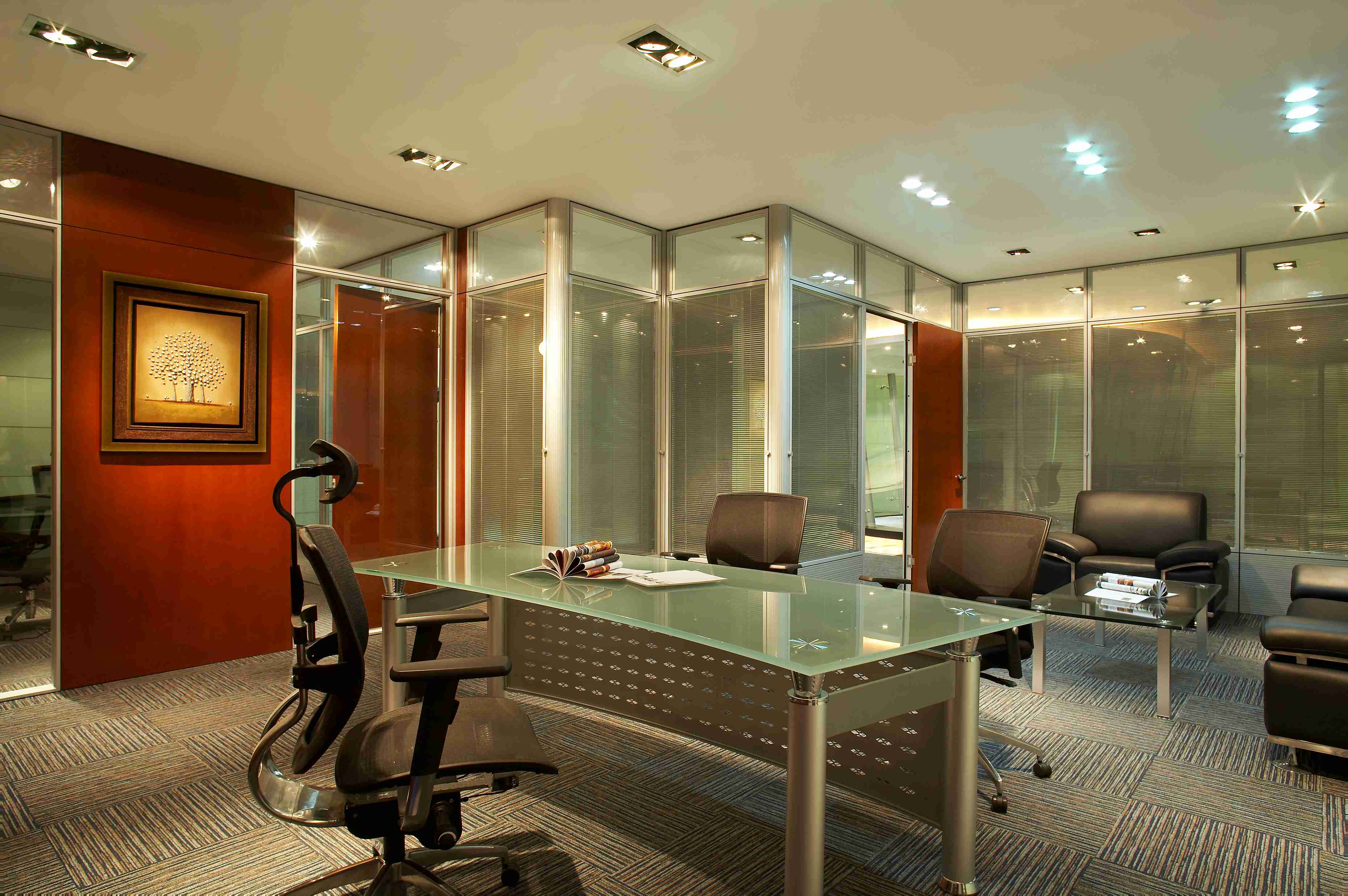 酒店经理亲历：选错广州市活动隔断订做厂家的三个致命失误