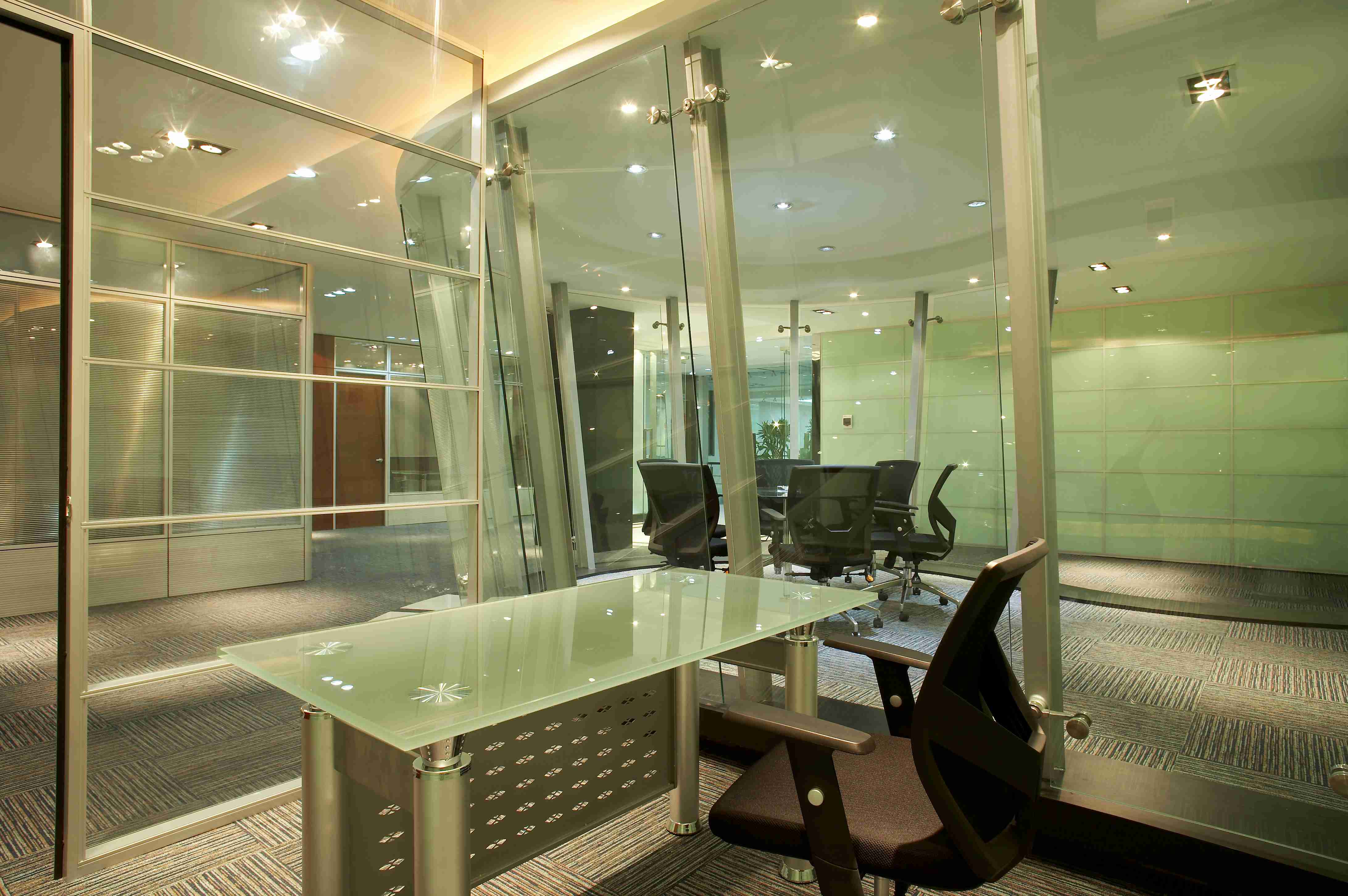 龙华餐厅隔断新选择：可移动高颜值方案解决酒店4大痛点